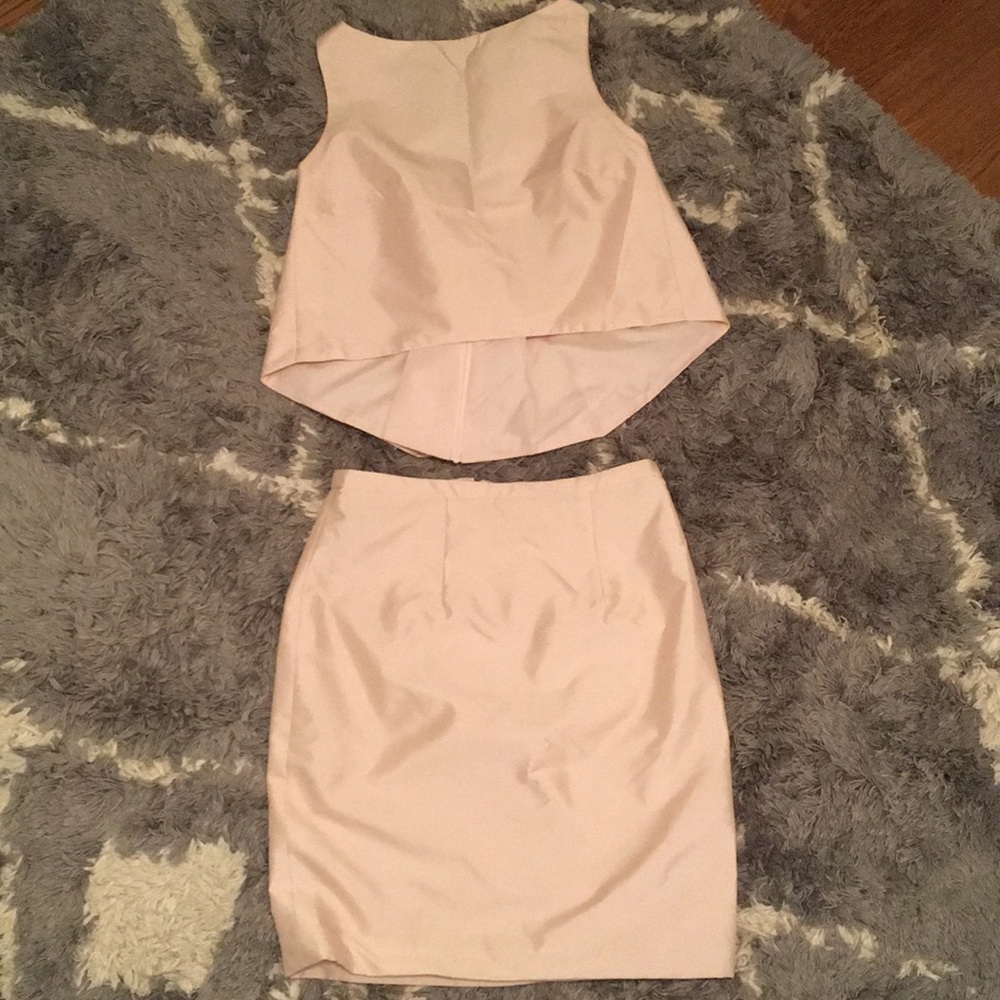 Two piece set